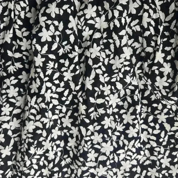 NWT J.Jill smocked waist a line black and white floral skirt sz XL tall - Picture 2 of 9